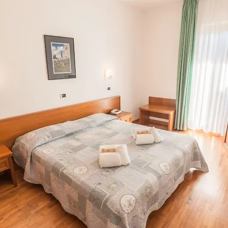 Palazzuolo 3* San Quirico d'Orcia